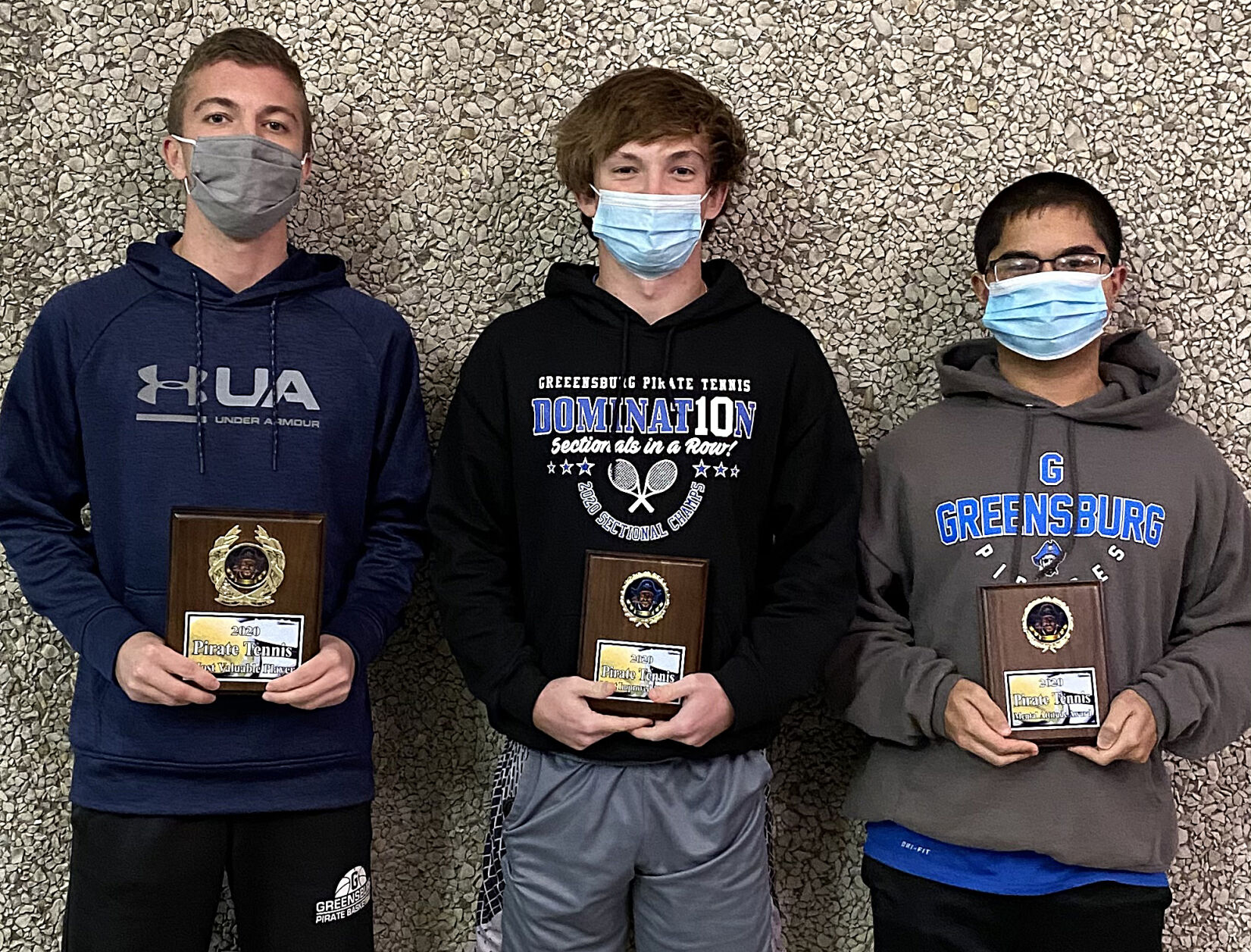 Pirate tennis award winners